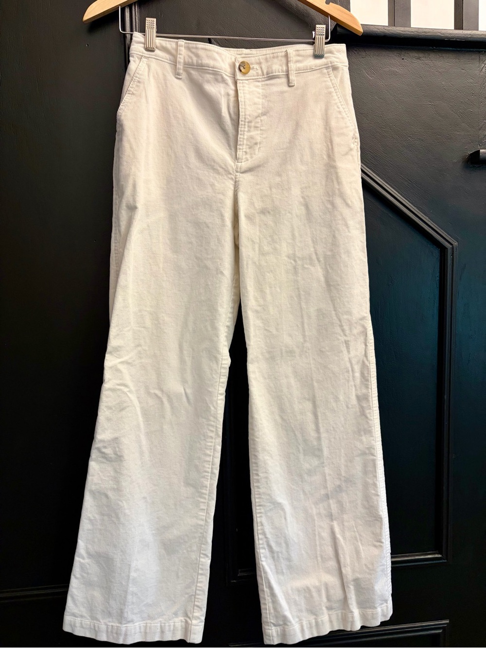 Free Assembly Women's Mid Rise Corduroy
Wide Leg Pants - Picture 3 of 10